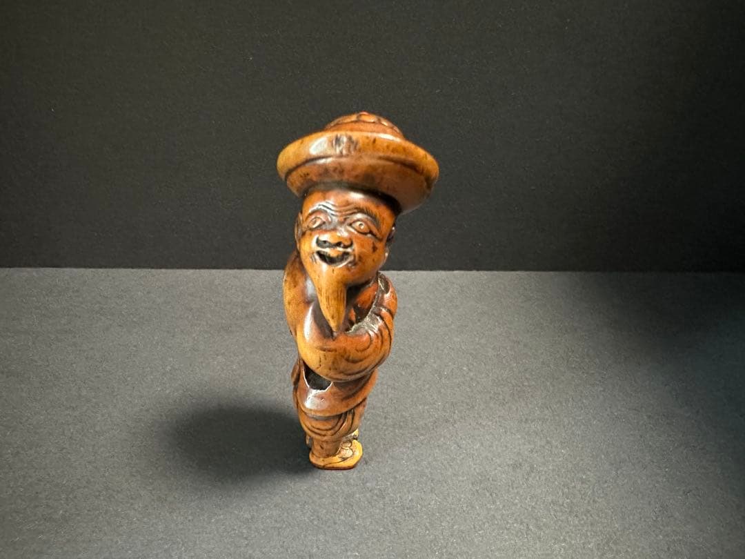 【根付(netsuke)】人物の根付　木製　江戸時代
