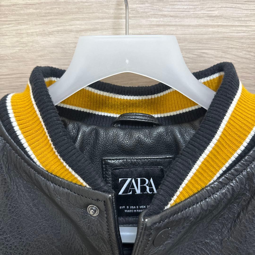 ZARA レザーボンバージャケット　スタジャン
