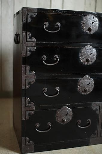 綺麗な丸金具 庄内手許箪笥　時代箪笥　古タンス　引き出し　家具　古家具