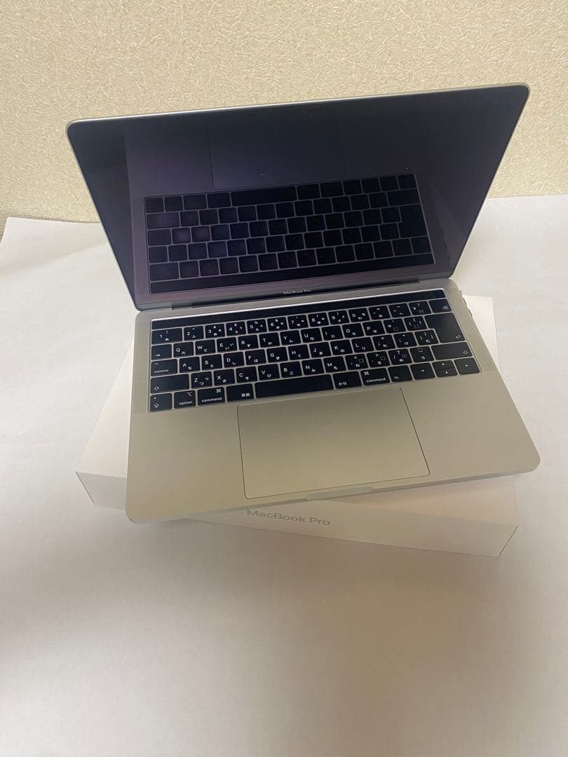【付属完備品】MacBook Pro 13インチ.