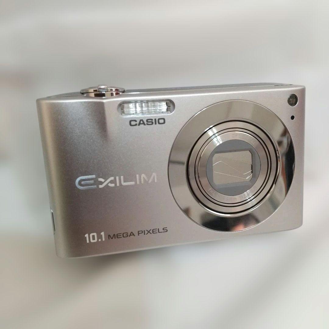 新品 未使用 CASIO EXILIM EX-Z100 10.1メガピクセル