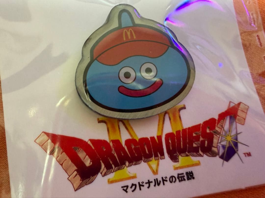 マクドナルド　ドラクエ　ピンバッジ