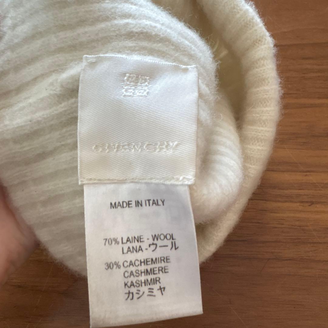 値下げしました！！GIVENCHY ニット帽　クリーム　ホワイト