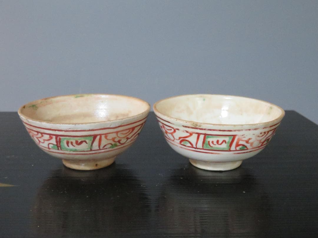 ◆243◆呉須赤絵 時代 ぐい呑み　牡丹　骨董