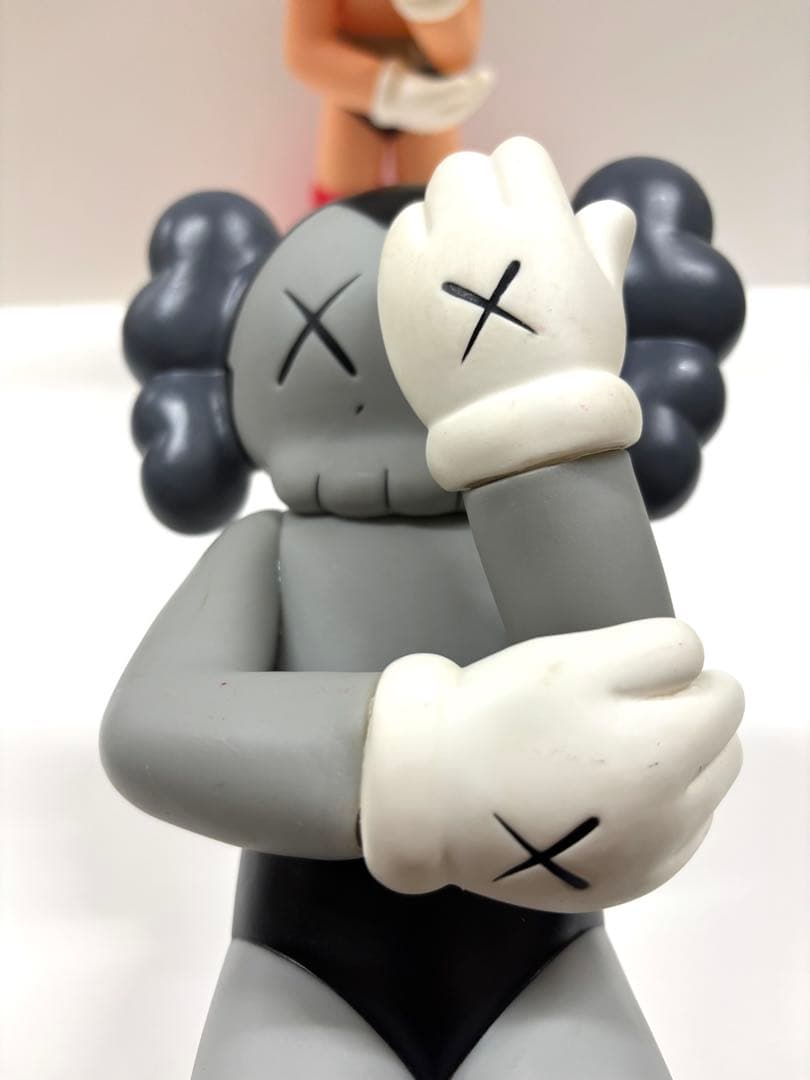 2体セットASTRO BOY KAWS フィギュア ソフビ　約35cm