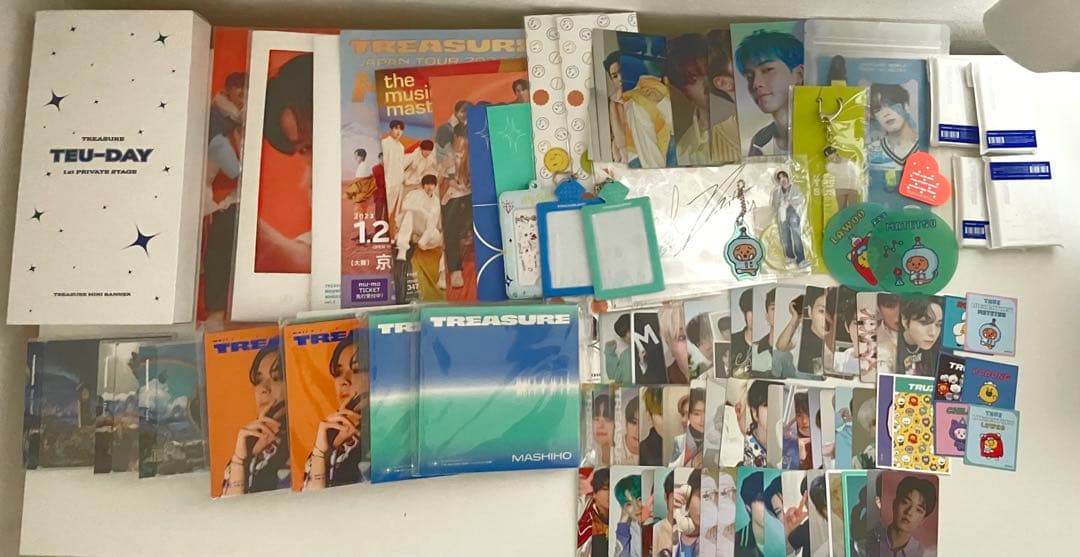 TREASURE グッズまとめ売り