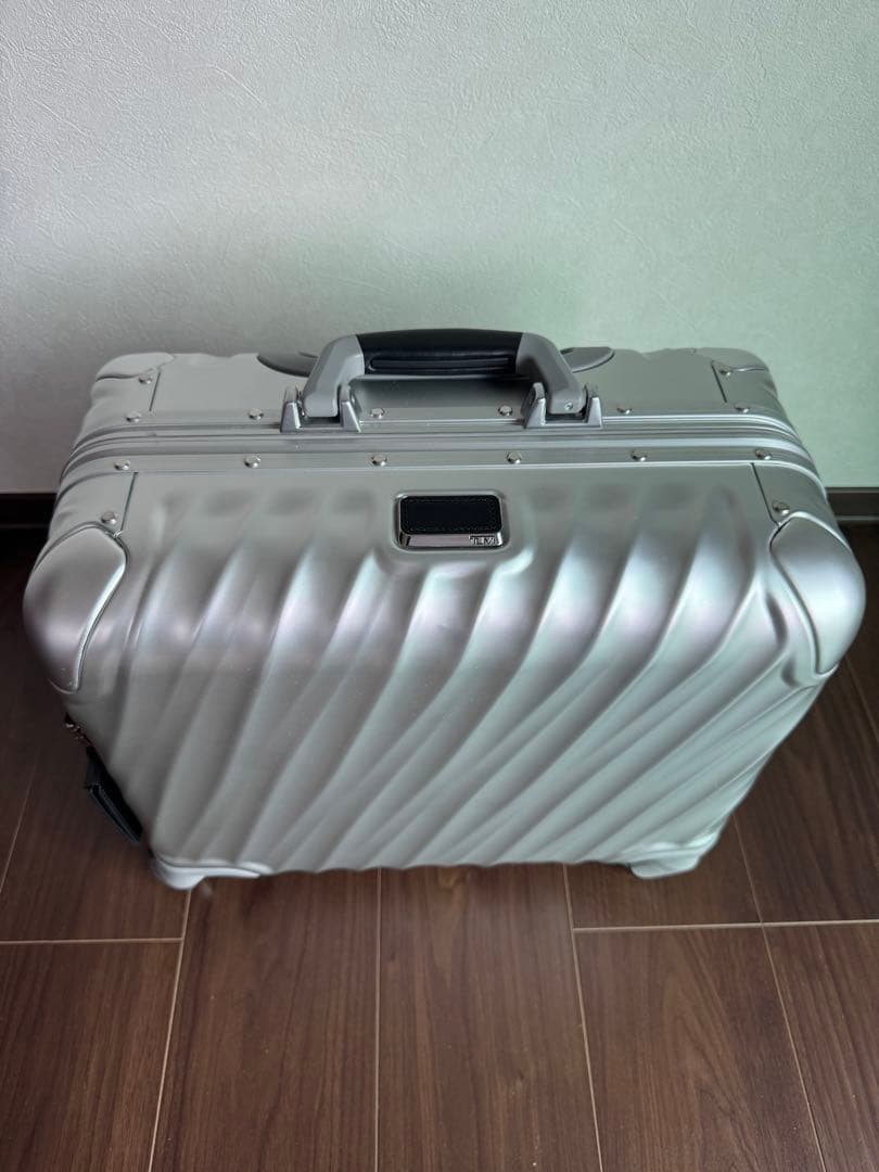 トゥミ　コンパクト・キャリーオン