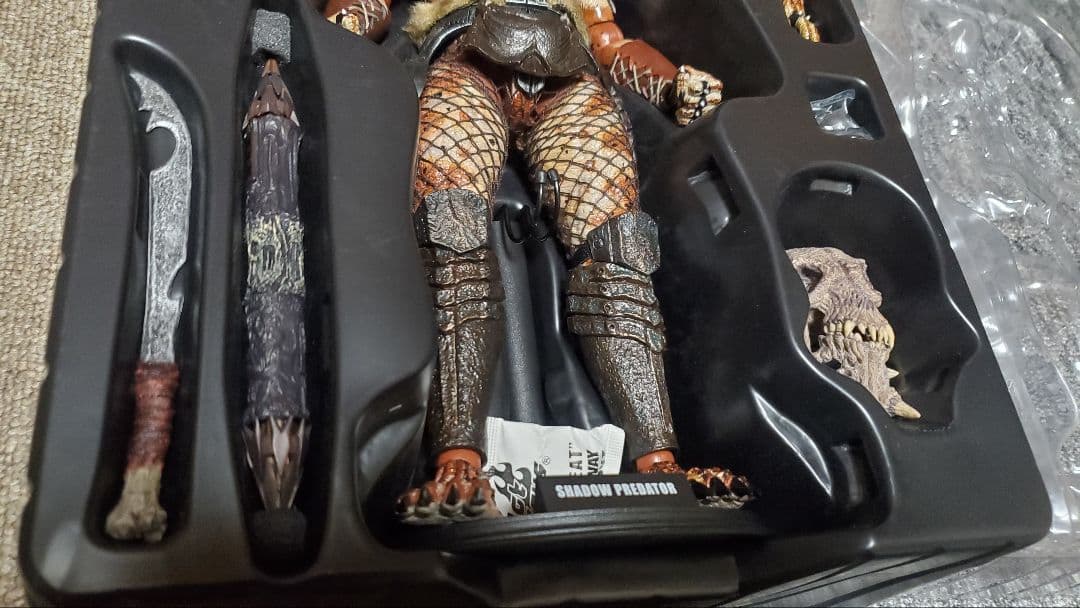 ホットトイズ シャドープレデター フィギュア