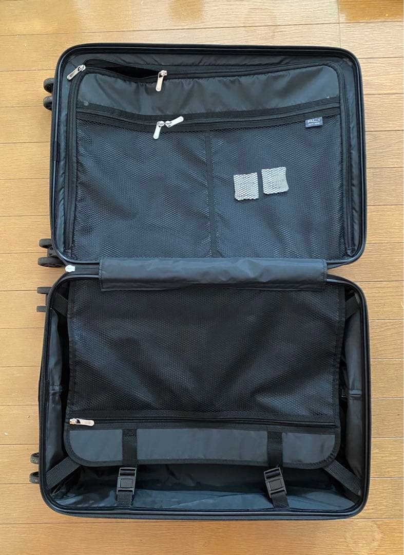 スーツケースキャリー 47L カーボンブラック ALI-6008-22 TSA付