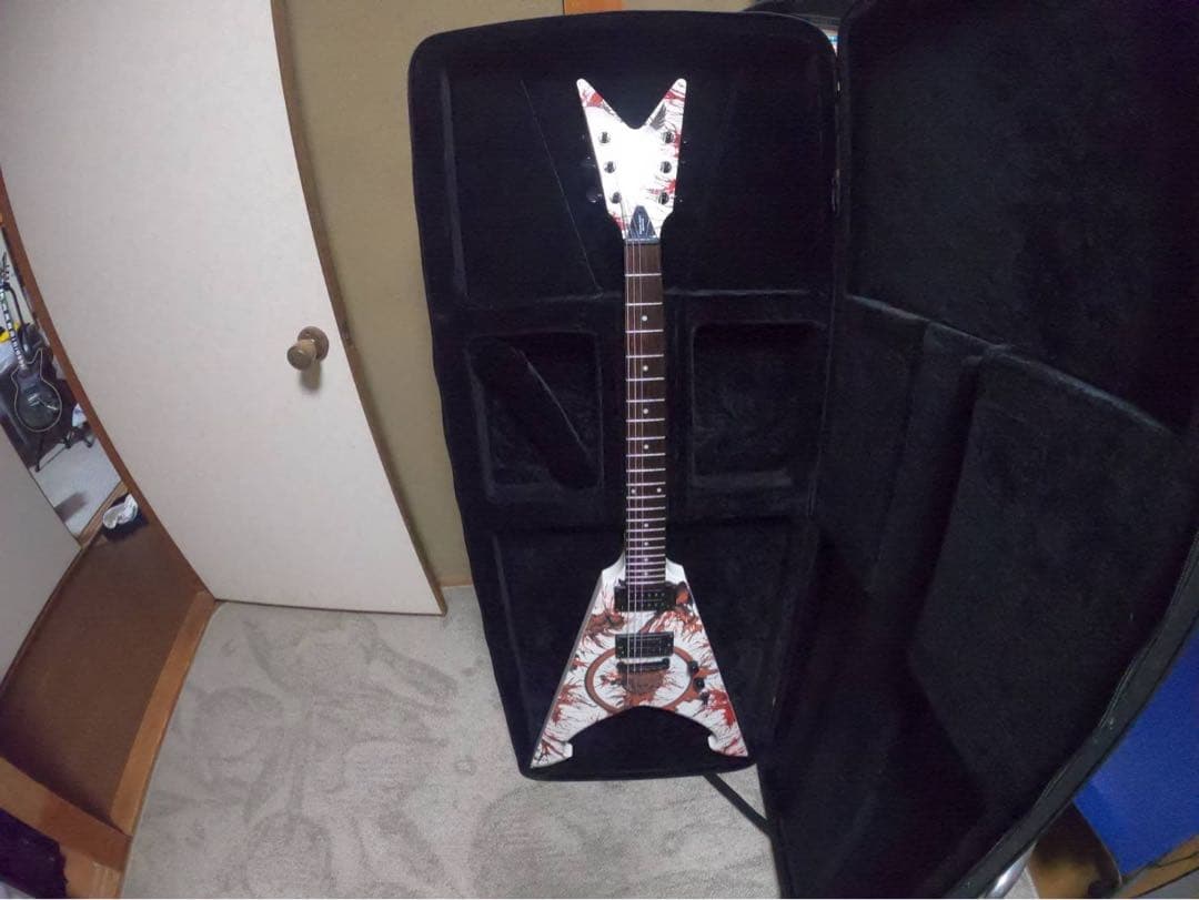 Dean Guitars マイケルアモットモデル