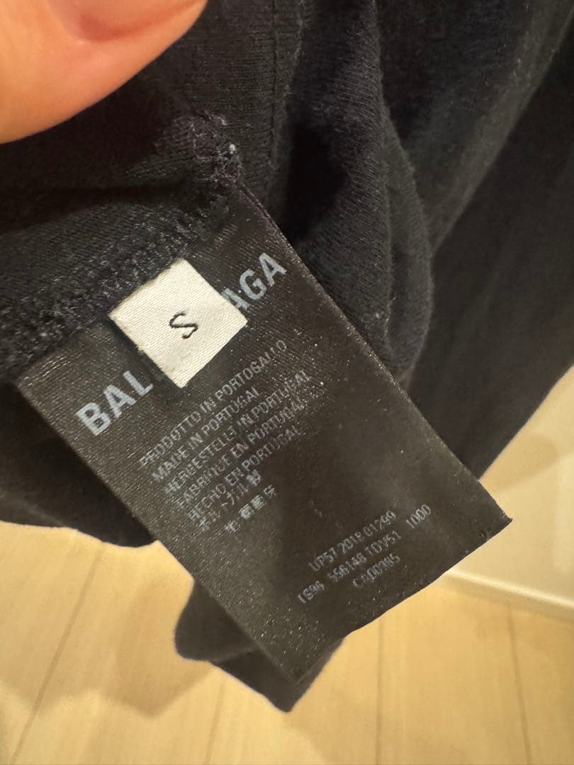 【CTUさま専用】BALENCIAGA ブラック Tシャツ