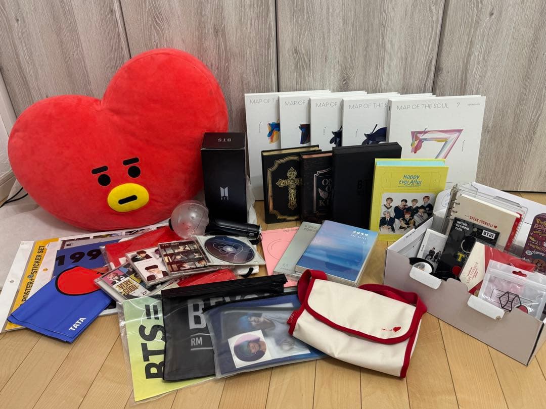 【今だけ値下】BTS グッズ セット TATA クッション付き