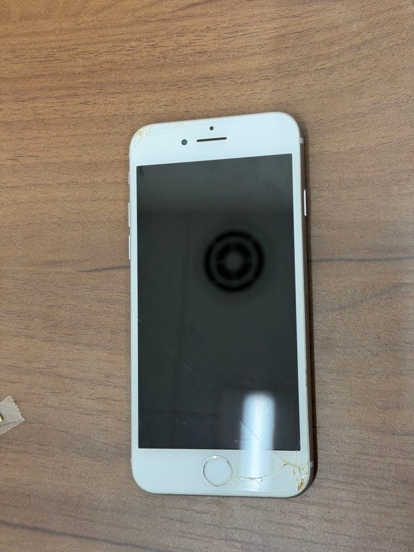 Apple iPhone 8 ホワイト スマホ