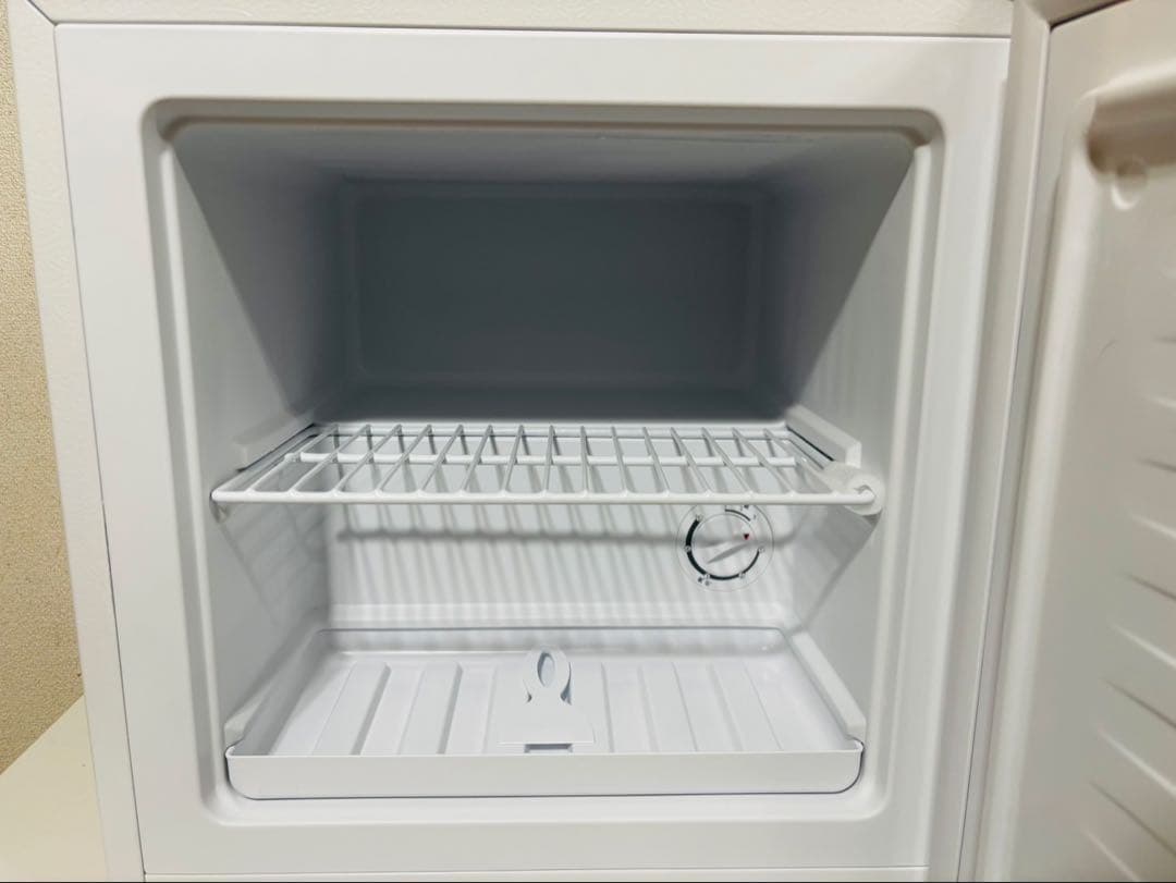 ほぼ新　2025年製A-Stage 1ドア 冷凍庫 FZ03A-31WT 31L