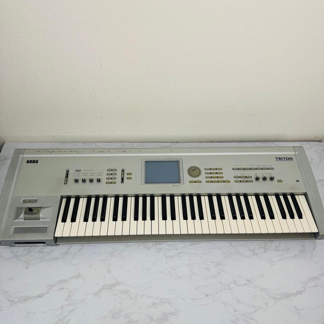 KORG　TRITON　シンセサイザー　61鍵盤　初代　ソフトケース　動作品
