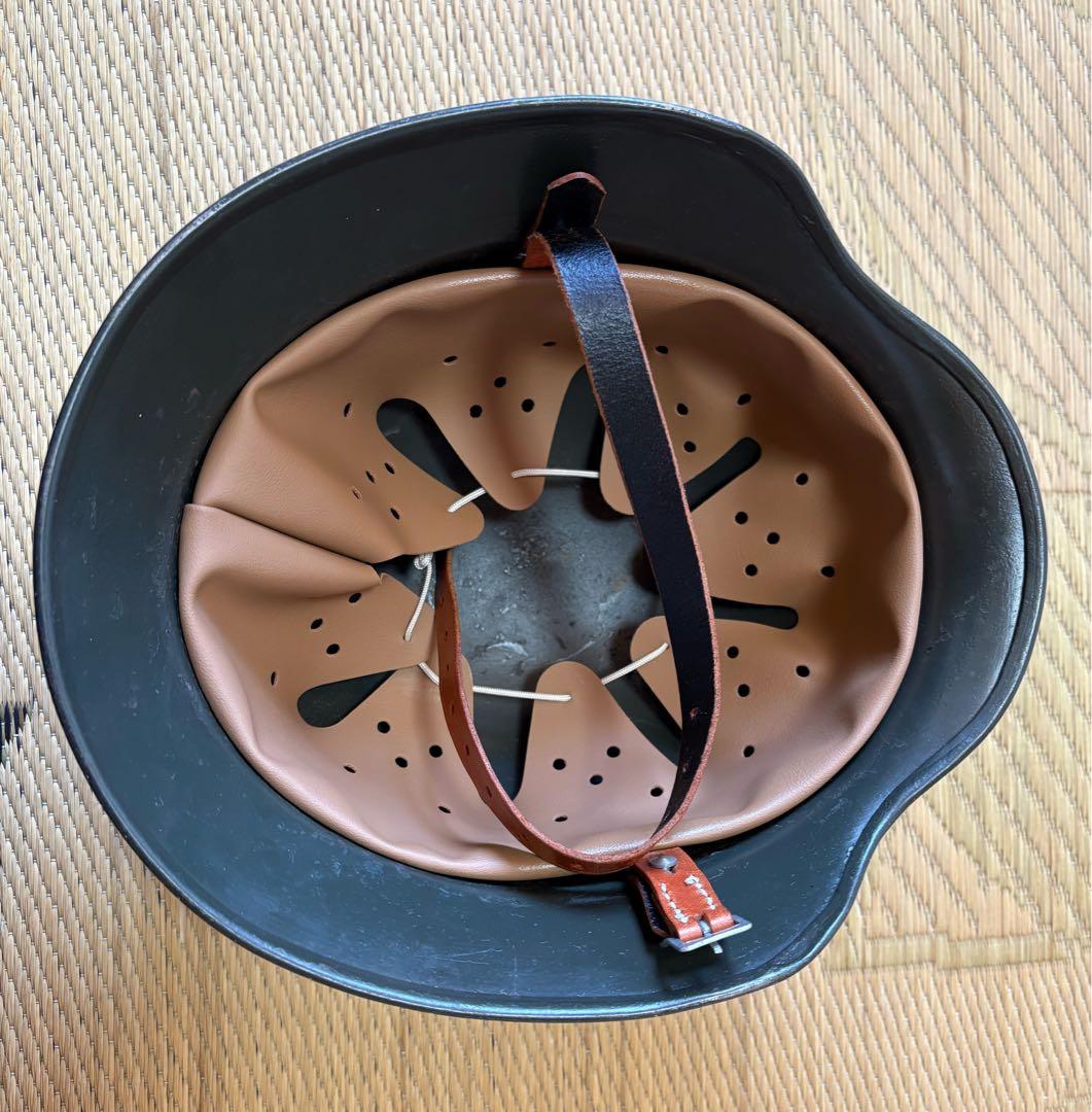 ドイツ軍ヘルメット（戦後フィンランド軍使用M40/55ヘルメット改装品）