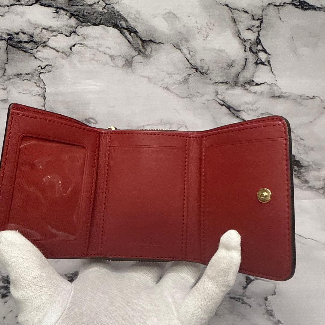 (未使用品)大人気、コーチ、折財布、PVC、レザー、ドッキング、人気色、茶、金