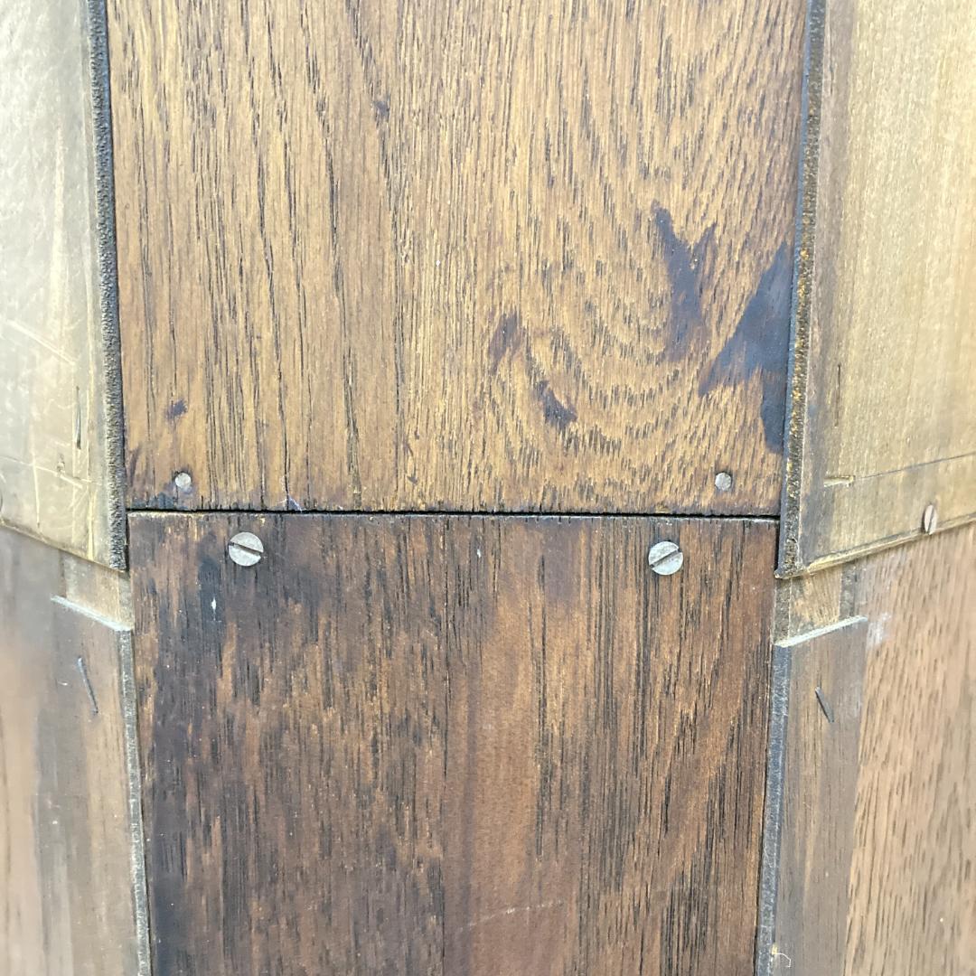 アンティーク　コーナーキャビネット　飾り棚