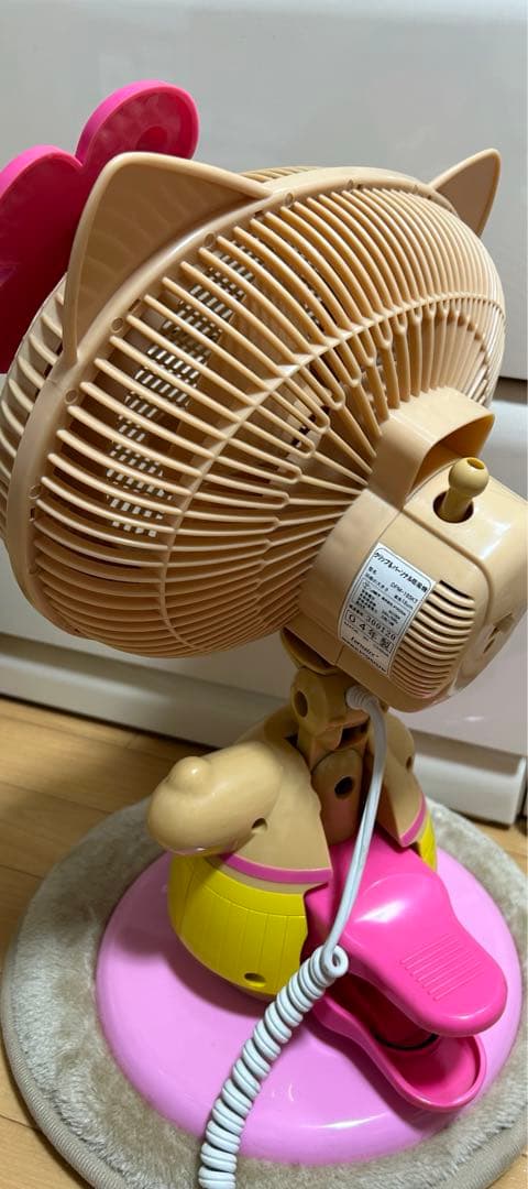 d*9様 【希少品】日焼けハローキティ 扇風機 2004年製 レトロ