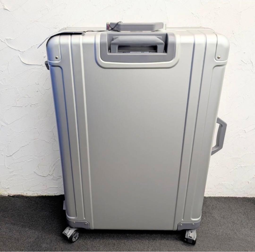 ZERO HALLIBURTON ゼロハリバートン 4輪キャリーケース