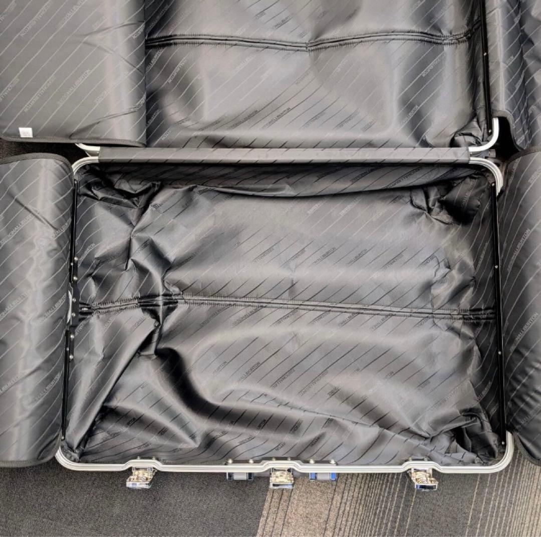 ZERO HALLIBURTON ゼロハリバートン 4輪キャリーケース