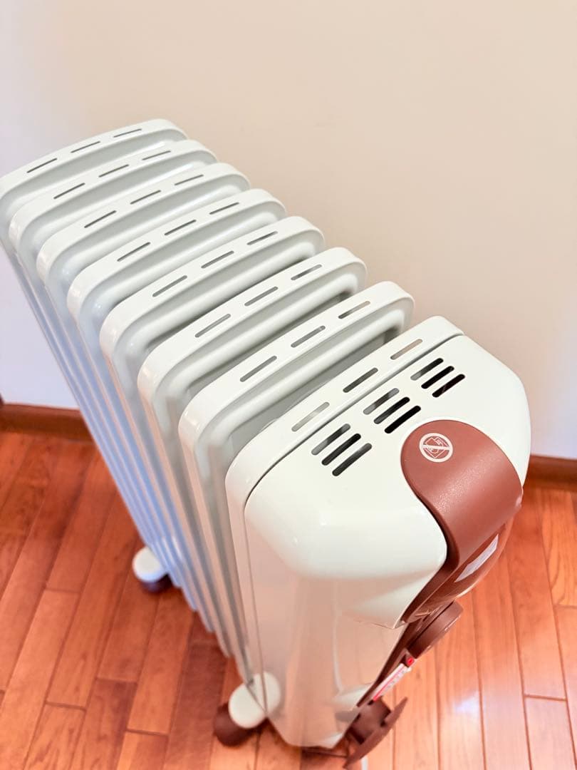 DeLonghi JR0812-BR オイルヒーター