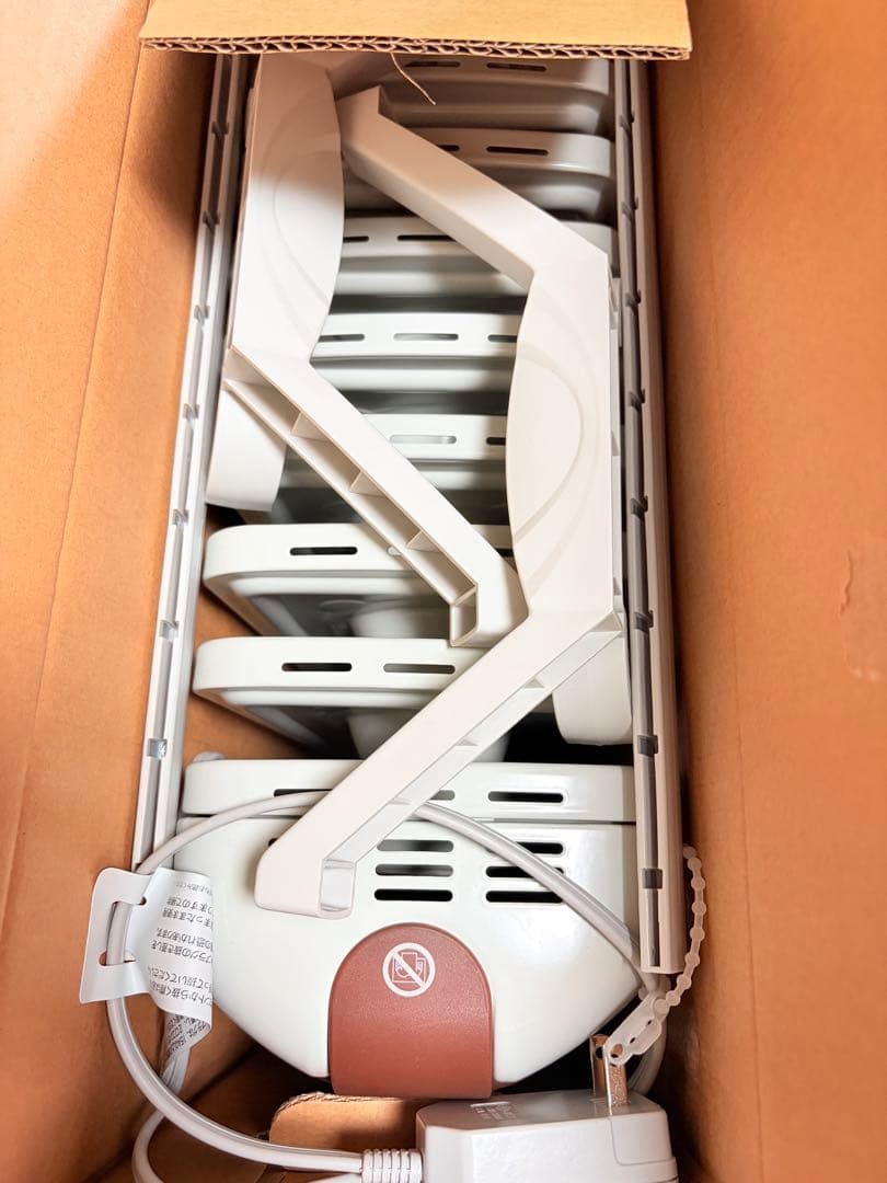 DeLonghi JR0812-BR オイルヒーター