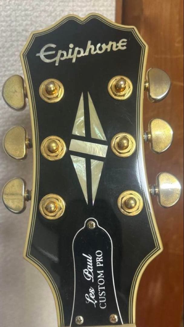 epiphone レスポール　ワインレッド　ギグバック付き