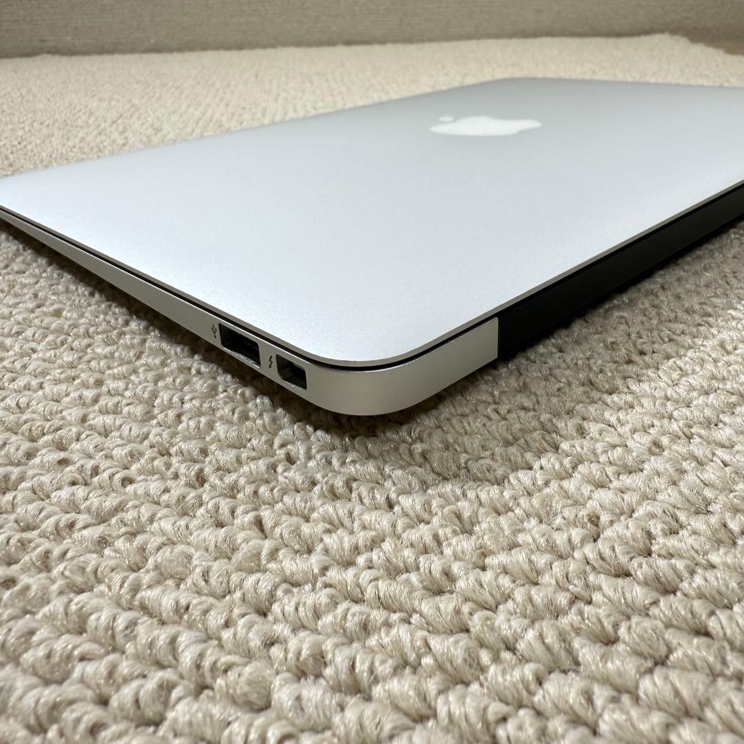 MacBook Air 11インチ 2014 i5 4GB 512GB