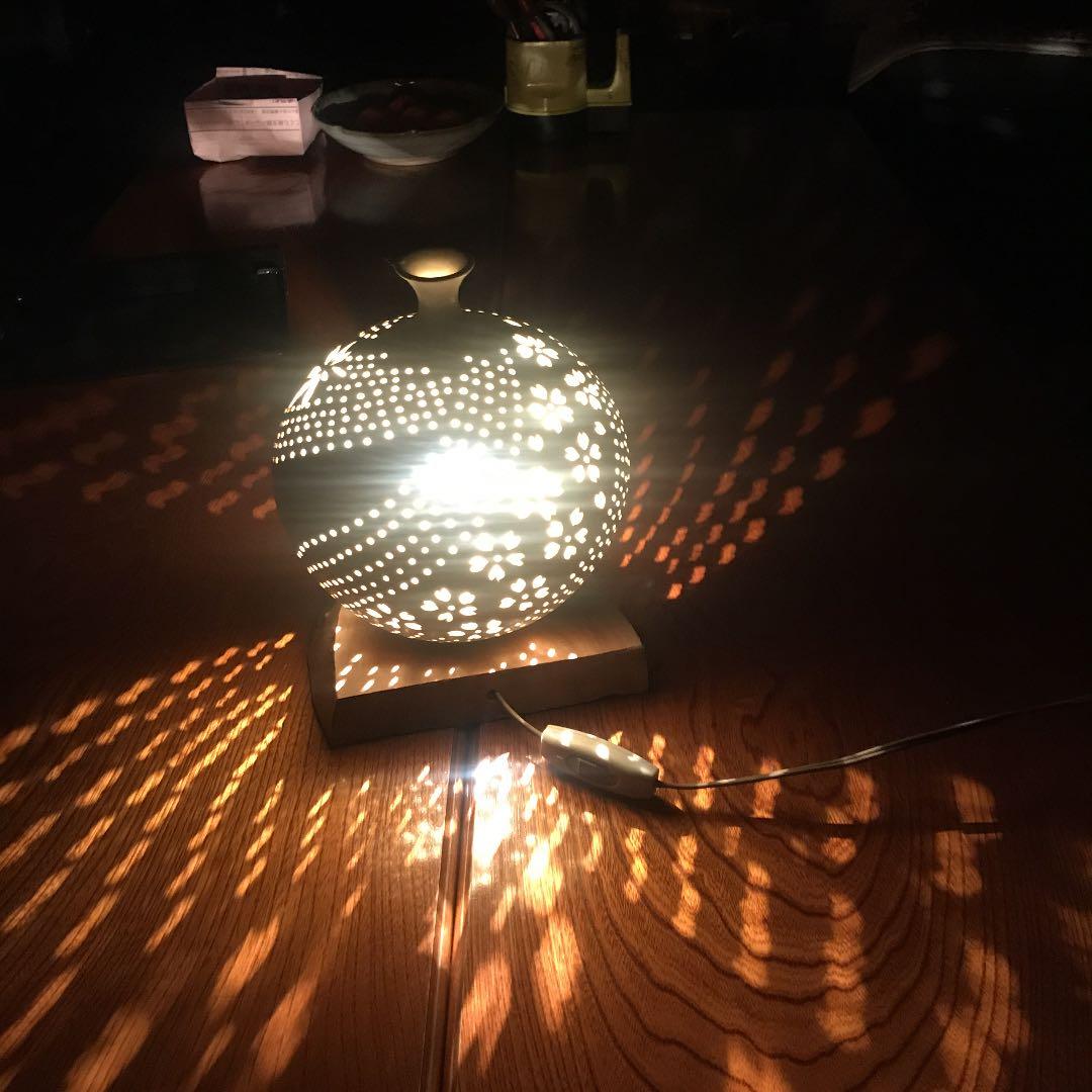 陶器の電気灯籠