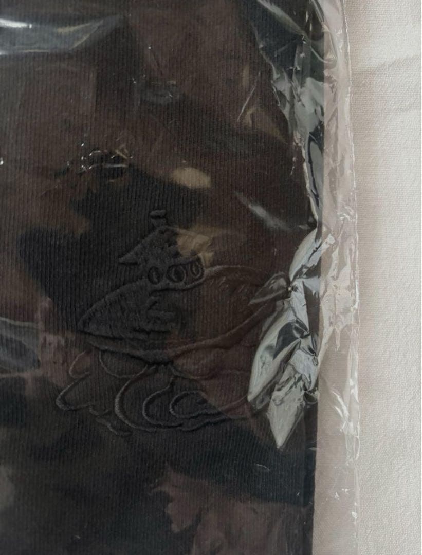 新品未開封　I Need You Baby × YI SUKA スウェット　怪獣