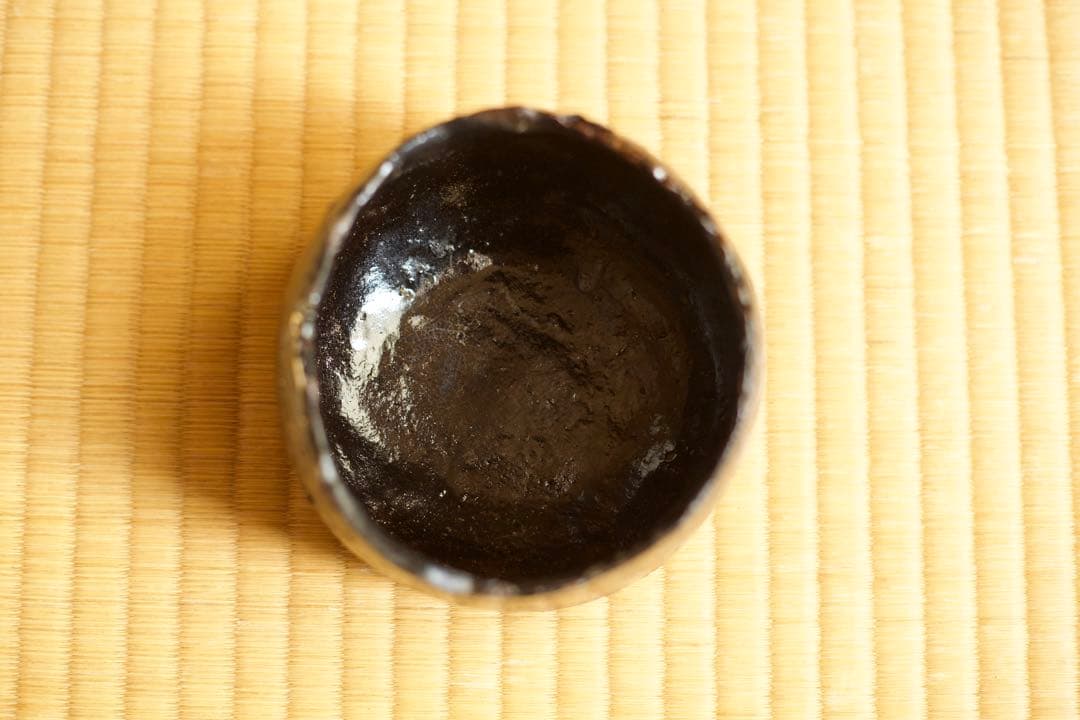 二階堂明弘　益楽黒茶碗　共箱　(益子焼)
