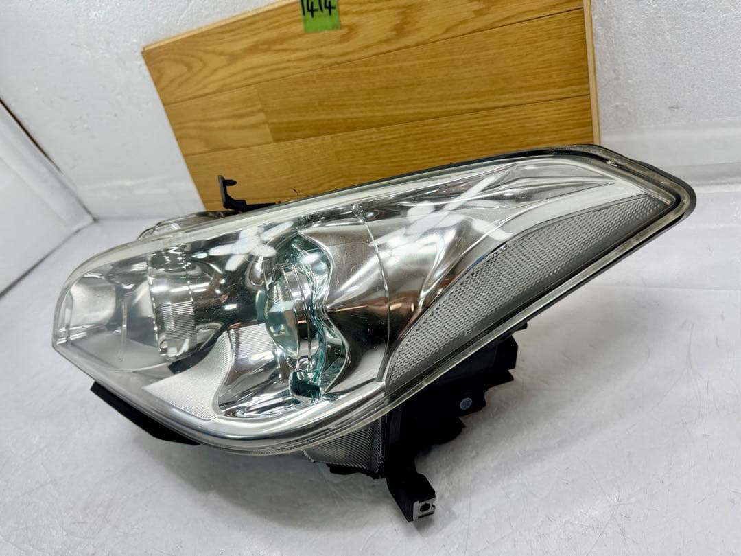 日産フーガ Y51 KY51 HY51 前期 HID ヘッドライト左 助手席