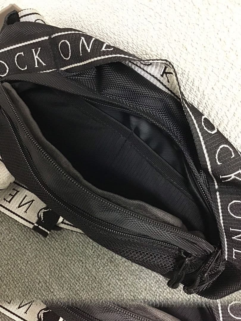 【美品】ONE OK ROCK ボディバッグ 2018 オーケストラ ワンオク