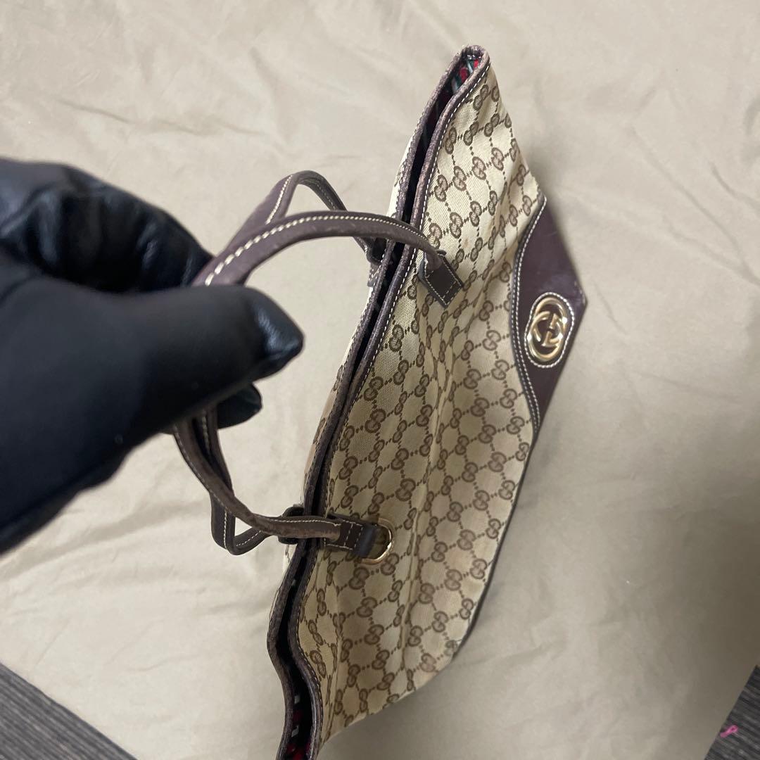 Gucci GGキャンバストートバッグ