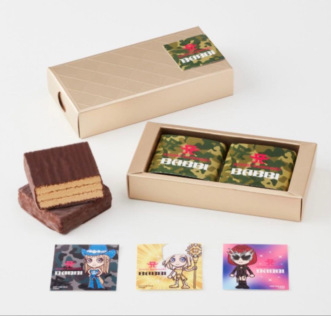 2種セット【ayu×BABBI 】ミニバニティポーチセットとヴィエネッズィ