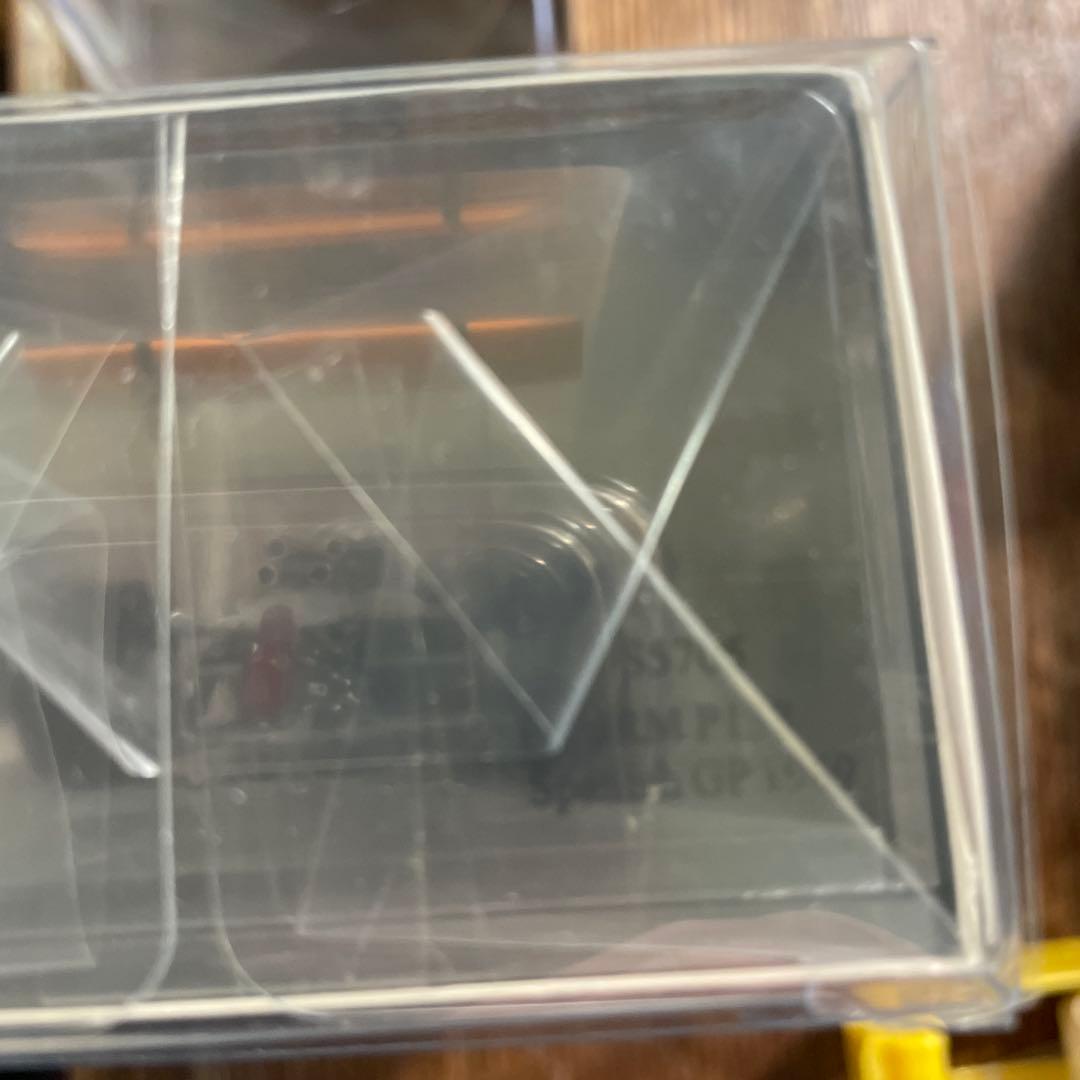 絶版　1/43 BRM P138 1969 スペインGP5位 J.サーティース