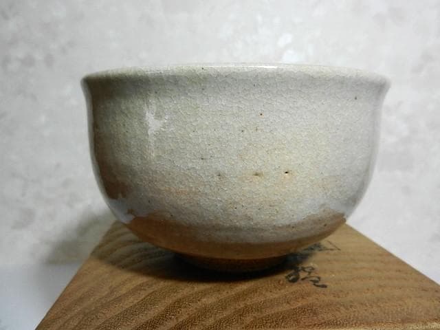 茶道具「色絵楓ノ図茶碗（泥中蔵六造）」（希少骨董色絵茶碗か）