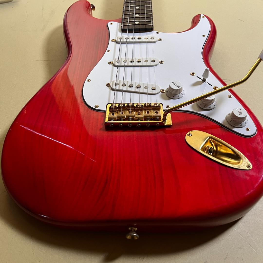 Fender Japan ST62G チャコールレッド ストラトキャスター