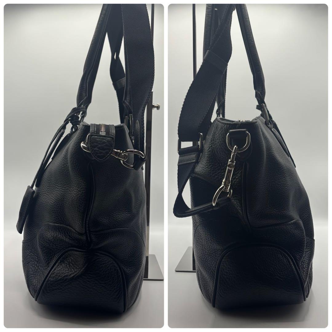 ペッレモルビダ　メイデンボヤージュ　レザー　ビジネスバッグ 肩掛け シボ革