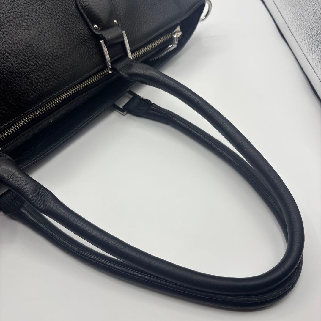 ペッレモルビダ　メイデンボヤージュ　レザー　ビジネスバッグ 肩掛け シボ革