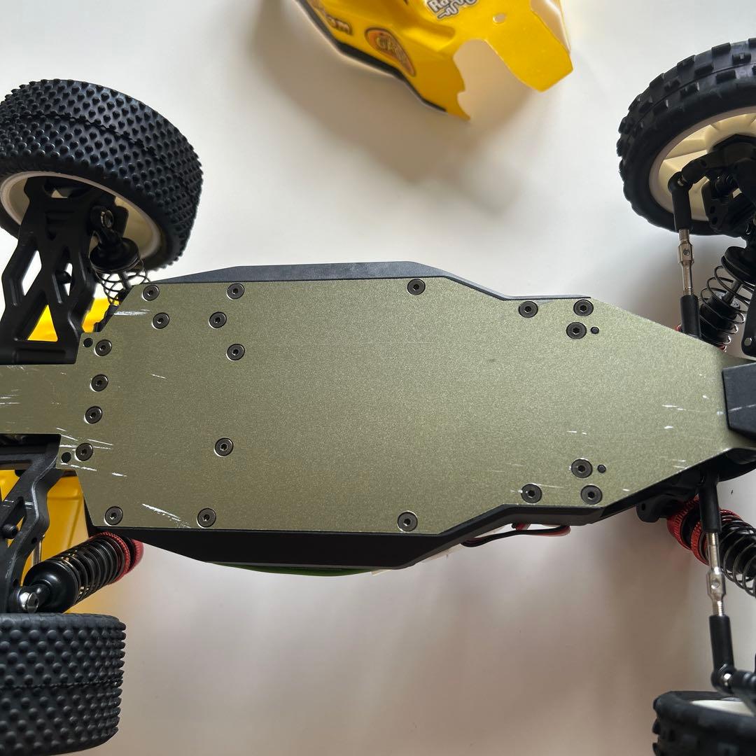 LCレーシング　BH Cー01 2WDキット１４分の１