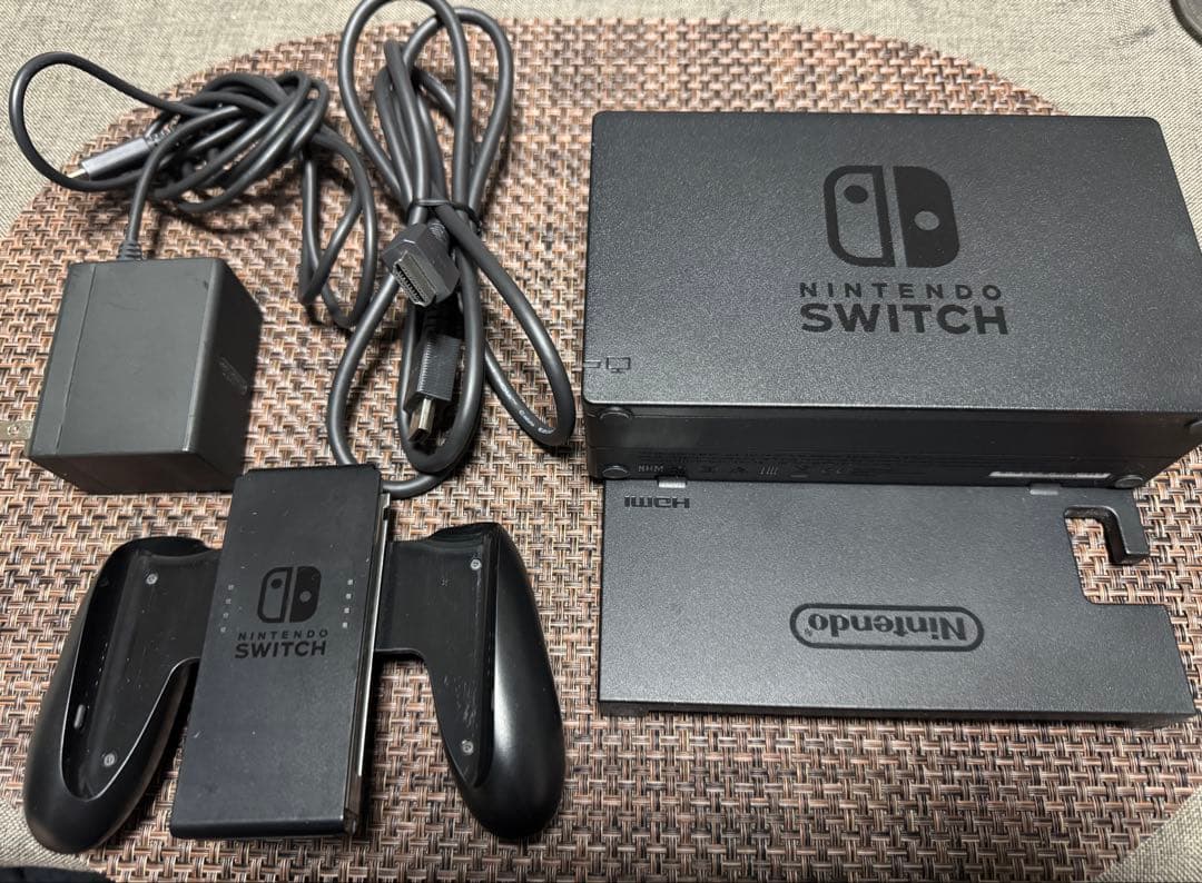 ニンテンドーSwitch ブラック