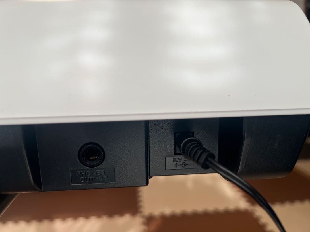 YAMAHA piaggero NP-12 ホワイト61鍵盤電子キーボード