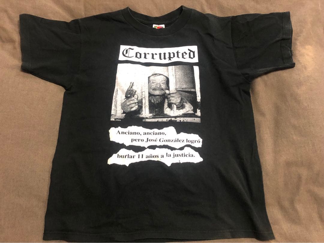 Corrupted Tシャツ Mサイズ