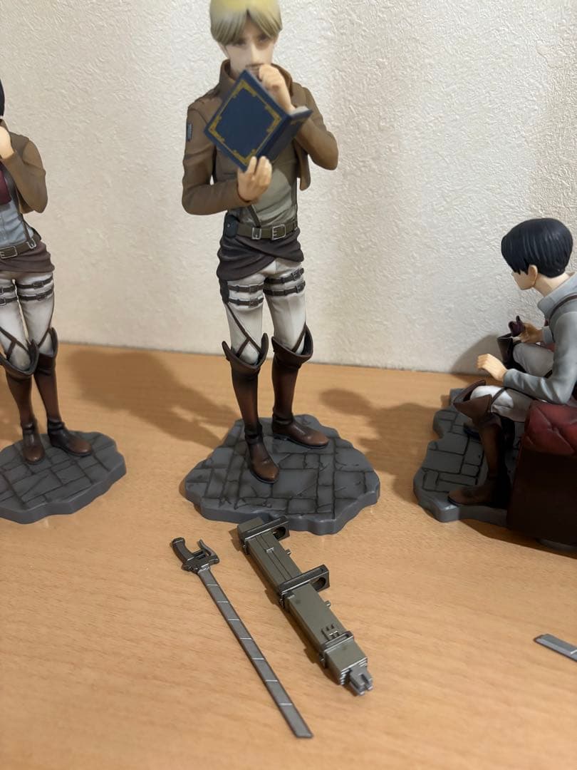 一番くじ 進撃の巨人 自由への進撃 エレン リヴァイ ハンジ ミケ ミカサ 5種