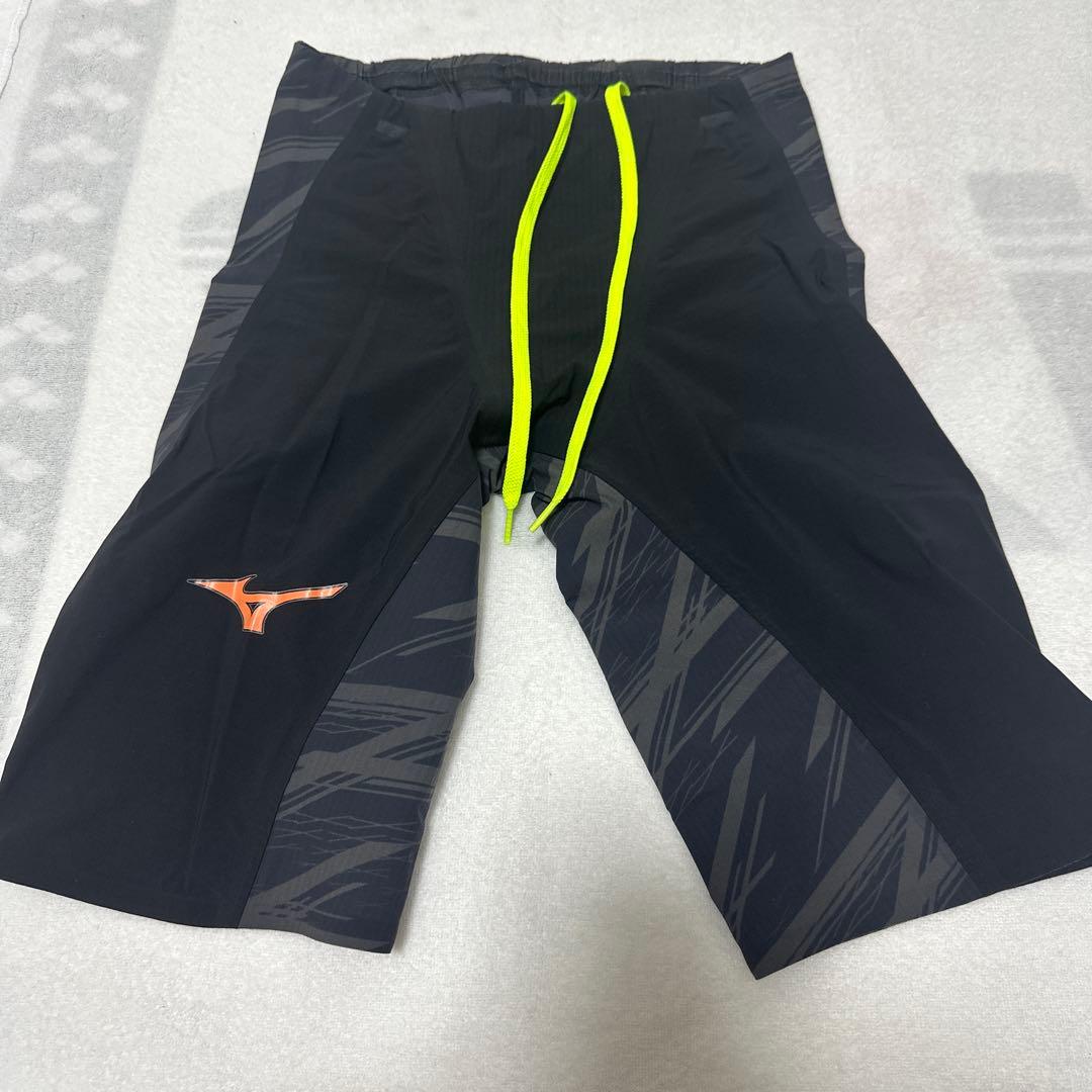 ミズノ競泳水着 GX SONIC V　Mサイズ