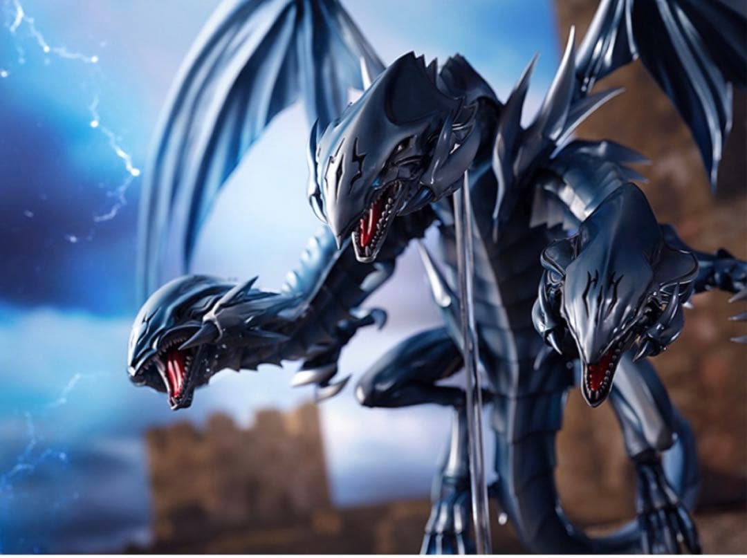 【新品・未開封】遊戯王 デュエルモンスターズ 青眼の究極竜 フィギュア あみあみ