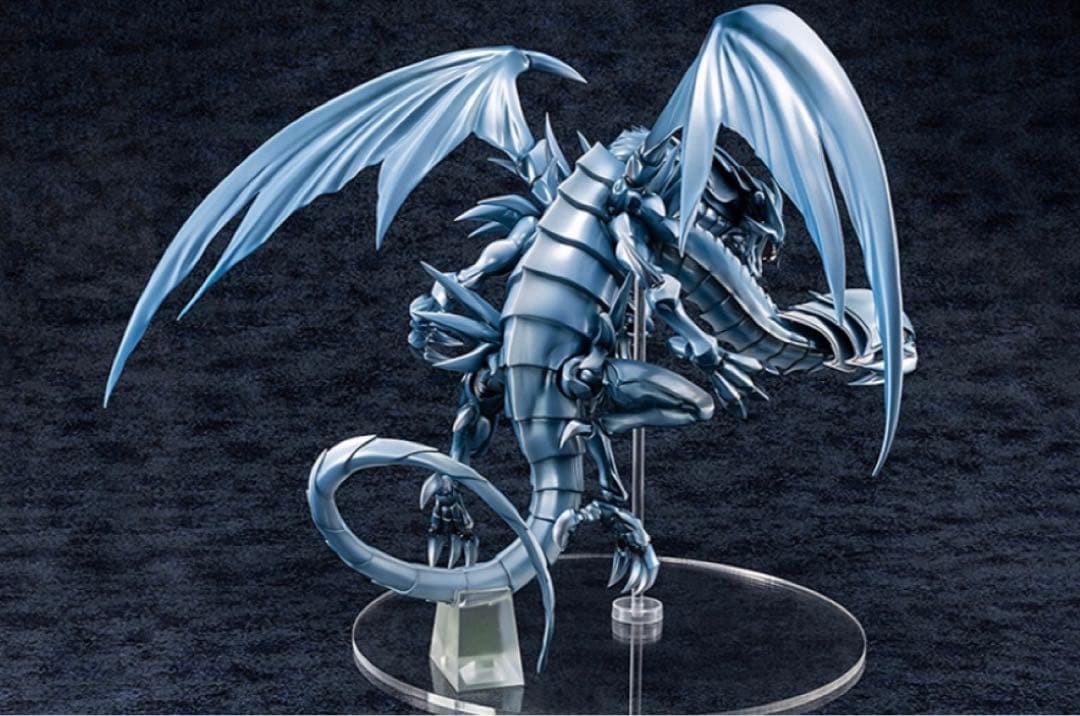 【新品・未開封】遊戯王 デュエルモンスターズ 青眼の究極竜 フィギュア あみあみ