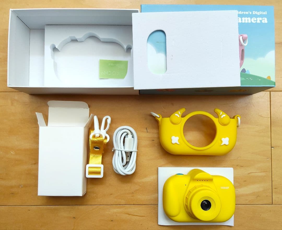 ダブルレンズ　キッズカメラ 　３色12個セット